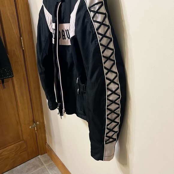 Harley Davidson Women's Jacket - Picture 4 of 7